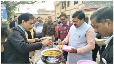 Photo of समरसता भोज में आये सांसद संगमलाल ने अधिवक्ताओं को दी सौगात-सासंद निधि से बनेगा अधिवक्ता शेड