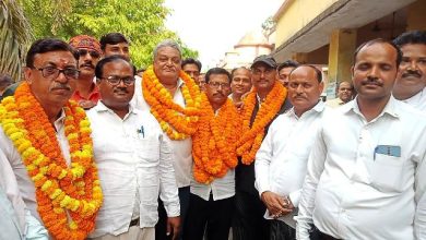 Photo of राधा रमण मिश्र अध्यक्ष तो अनिल सिंह बनें महामंत्री, संपन्न हुआ बार एसोसिएशन का चुनाव