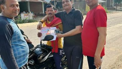 Photo of चुनावी चकल्लस: तो सपा में सेंध मारी कर रहे निर्दल प्रत्यासी, फोटू वायरल
