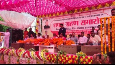 Photo of कोहड़ौर: निर्दलीय प्रत्याशी शीतला प्रसाद के शपथ समारोह में पहुंचे भाजपा के दिग्गज नेता मोती सिंह
