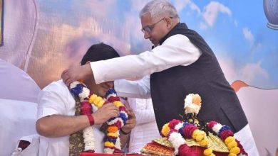 Photo of अर्जुनपुर गांव में आयोजित श्रीमद्भागवत कथा सुनने पहुंचे राज्यमंत्री मयंकेश्वर शरण सिंह