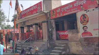Photo of अनदेखी : हनुमान मंदिर पर नहीं हैं कूड़ेदान
