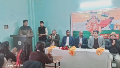Photo of 75वें गणतंत्र दिवस के अवसर पर पट्टी नगर स्थित भारत सिंह इंटर कालेज में विभिन्न विभागों में सेवा दे रहे युवा अधिकारियों का संगम, बच्चों को दिया प्रतियोगी परीक्षाओं में सफलता प्राप्ति के टिप्स