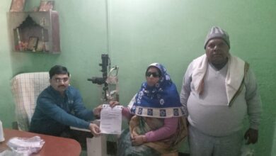 Photo of गंगा दीन आई सेंटर में सफल मोतियाबिंद ऑपरेशन, डॉ. चेतन पांडेय का सराहनीय कार्य