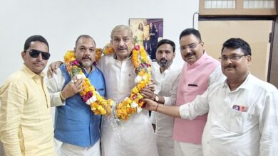 Photo of कार्यकर्ताओं ने नवनियुक्त कांग्रेस जिलाध्यक्ष डॉ. नीरज त्रिपाठी का किया स्वागत