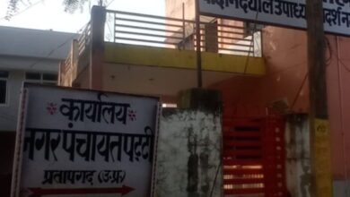 Photo of नगर पंचायत पट्टी में चल रहे  निर्माण कार्यों में घटिया सामग्री का इस्तेमाल, जनता में आक्रोश