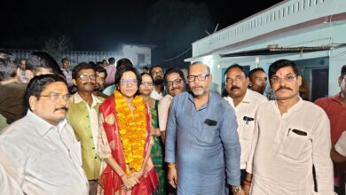 Photo of बेल्हा का मान बढ़ाने वाली ‘अफ़सर बिटिया’ का हुआ सम्मान