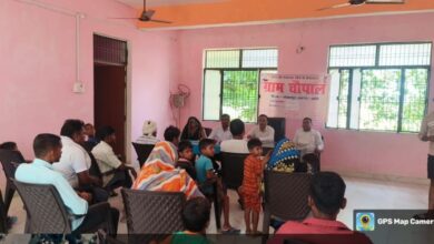 Photo of ग्राम सभा संग्रामपुर में नालियों की सफाई बनी जनसमस्या, पांच माह से नहीं आया सफाईकर्मी