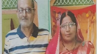 Photo of रिटायर्ड फौजी और पत्नी की संदिग्ध हालात में मौत, धमाके से गांव में सनसनी