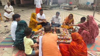 Photo of कालिकन धाम में हवन-पूजन के बाद 151 किलो आम का ब्राह्मण भोज
