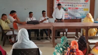 Photo of धूती में महिलाओं को निःशुल्क सेनेटरी पैड वितरित