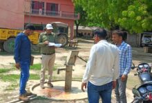 Photo of खबर का असर: गाँव लहरिया की रिपोर्ट पर गांव में पहुंची जांच टीम
