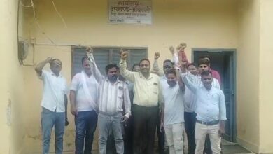 Photo of नोएडा की कंपनी पर भुगतान में कटौती का आरोप, मीटर रीडर अध्यक्ष ने उठाया मामला